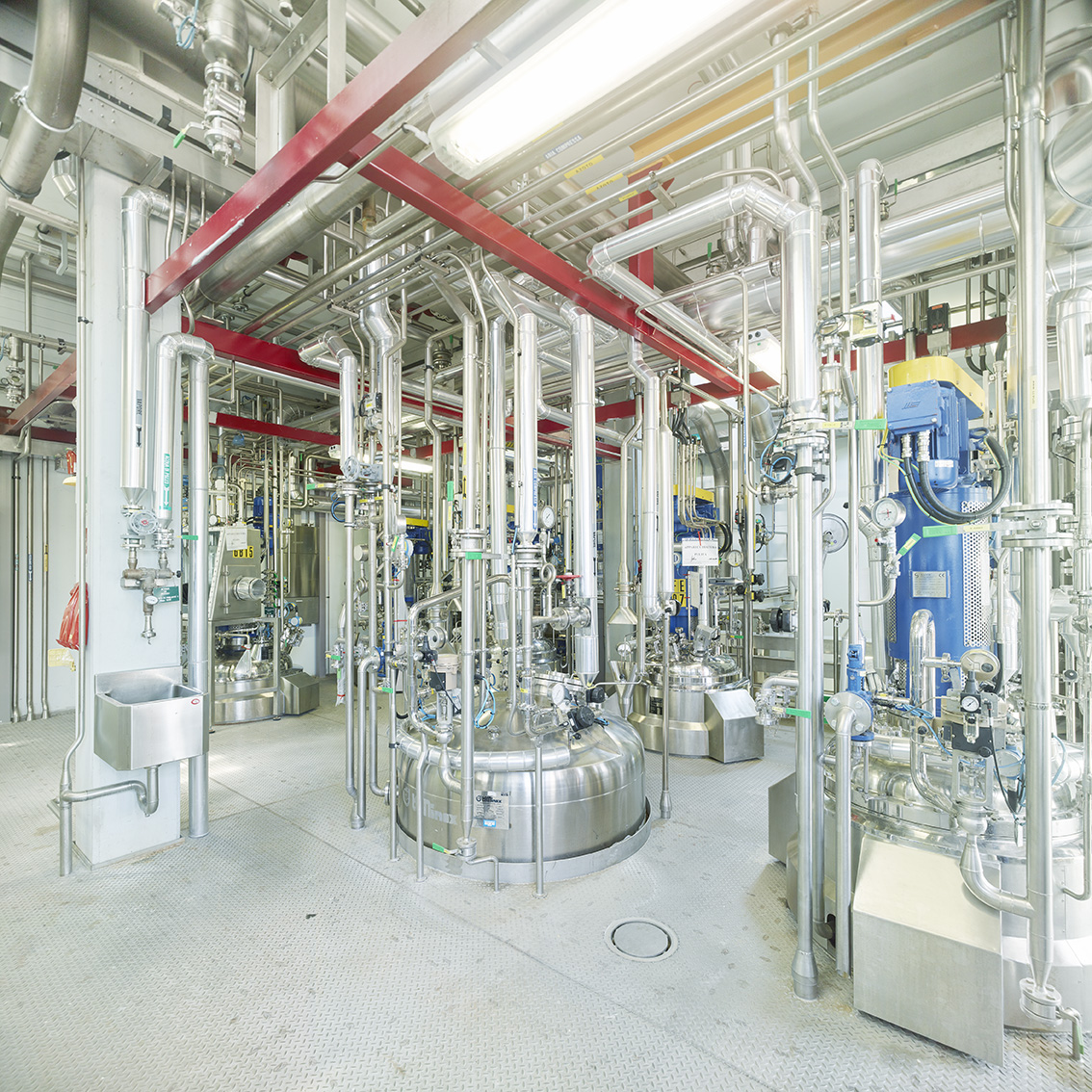 THE EXPERTISE TO ASSESS RISK 