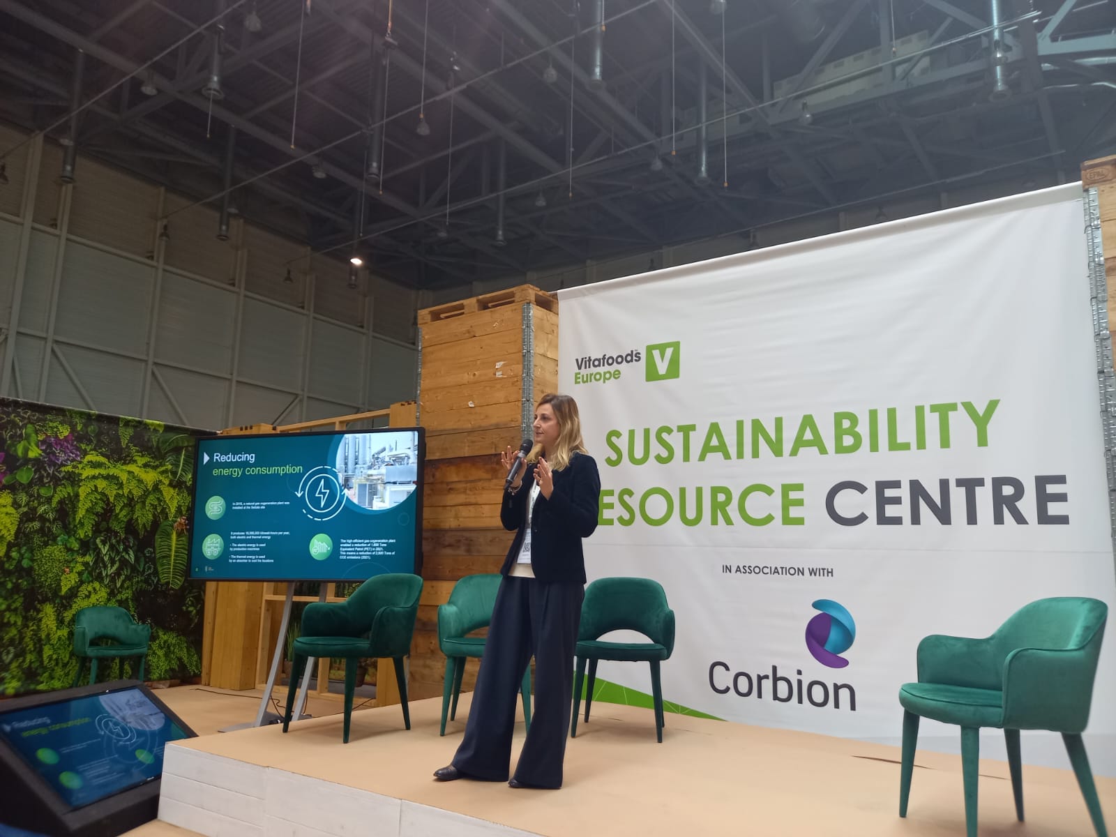 08dc2298-b8b0-4cc2-aae1-50c0a6dab55b